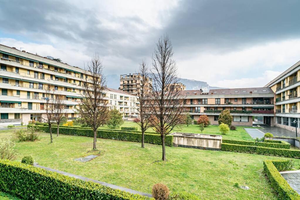 Broletto Park Apartment - Affitti Brevi Italia Lecco Luaran gambar