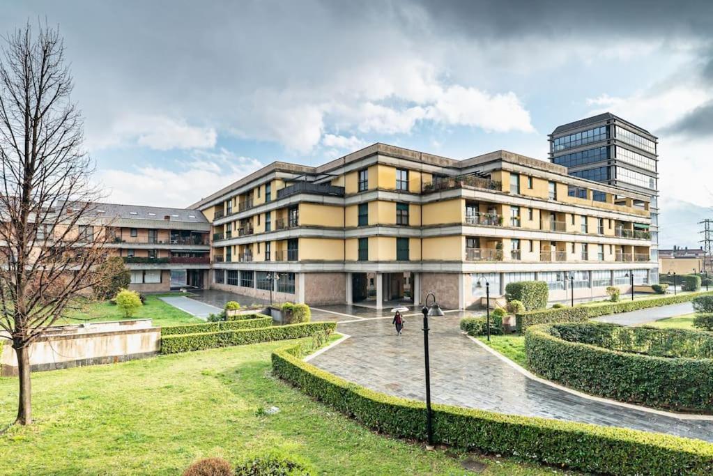 Broletto Park Apartment - Affitti Brevi Italia Lecco Luaran gambar