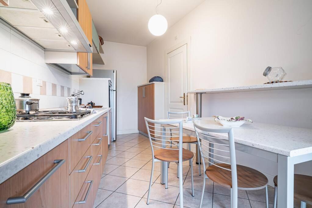 Broletto Park Apartment - Affitti Brevi Italia Lecco Luaran gambar