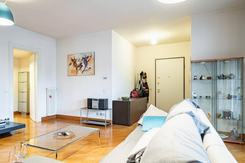 Broletto Park Apartment - Affitti Brevi Italia Lecco Luaran gambar